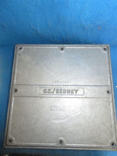 oz gedney cast junction boxes|OZ.